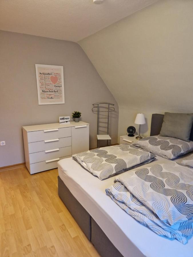 Ruhrpottbude - Private Ferienwohnung Im Herzen Des Ruhrgebiets Bochum Exterior foto
